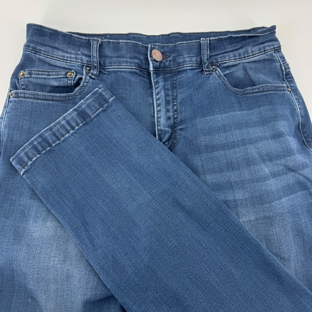 Mugsy Fultons Medium Wash Straight Leg Stretch Jeans FLX3NFU-32X30 Blue 31x27